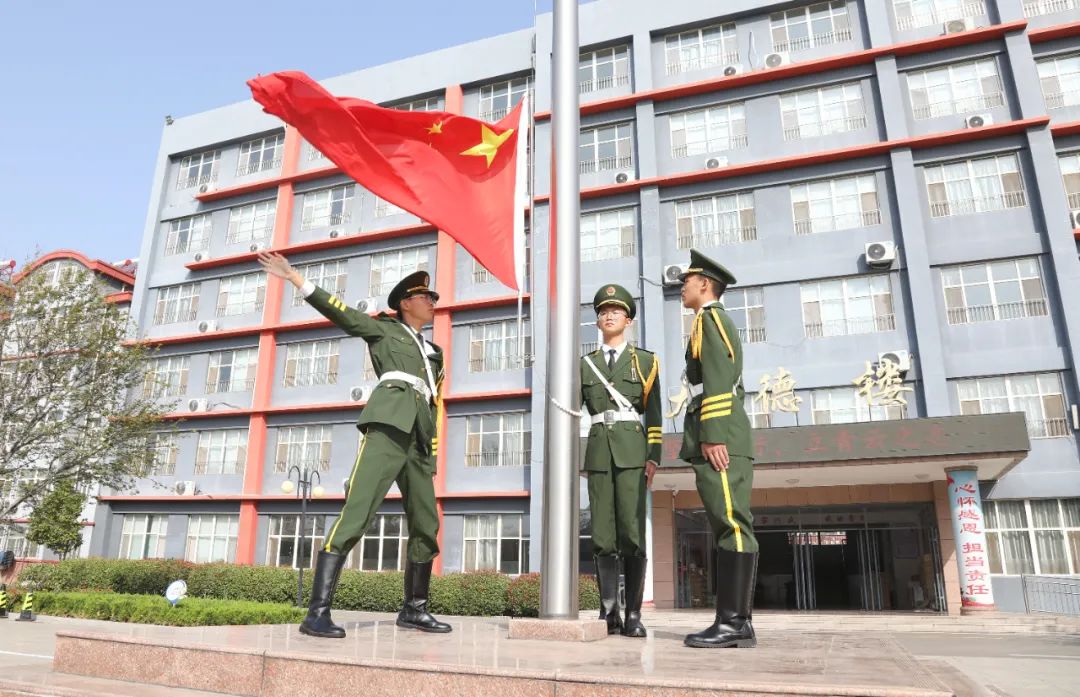 践坚韧之行 立青云之志——超然中学举行主 ...